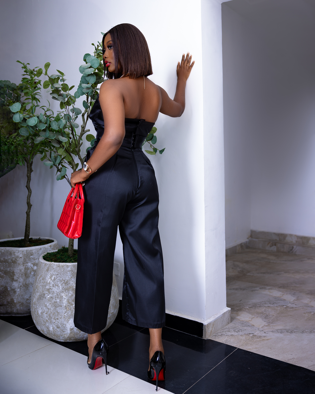 FITOMZ CHIC SILHOUETTES - CROP TOP AND TROUSER